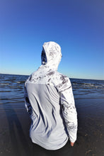 Cargar imagen en el visor de la galería, Camiseta de manga larga gris ártico para hombre UPF50+Sudadera con capucha
